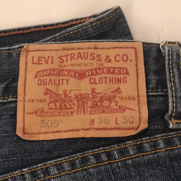 Levi’s - Men’s - Picture 2 of 4